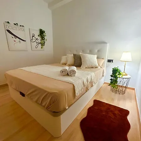 Con Bano Privado Sagrada Familia Lägenhetshotell *